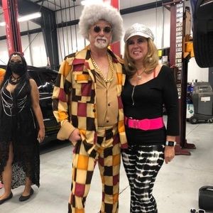 Meet your Posher, Robin